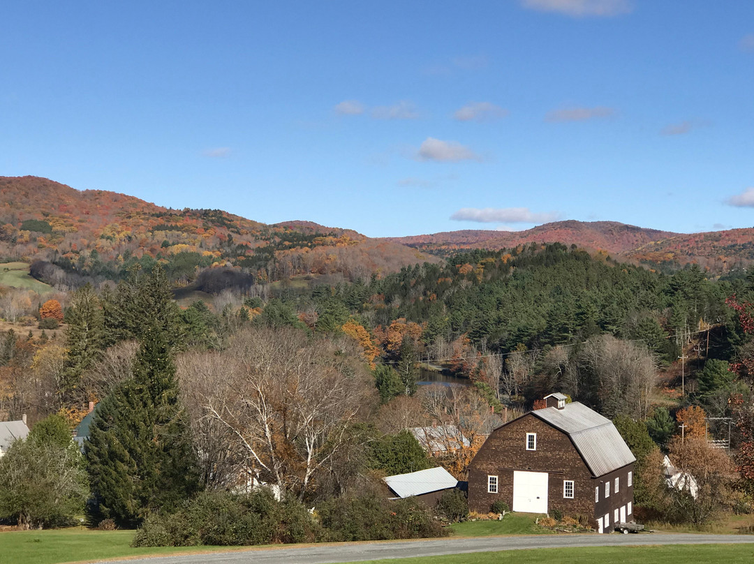 Apple Hill Inn主图