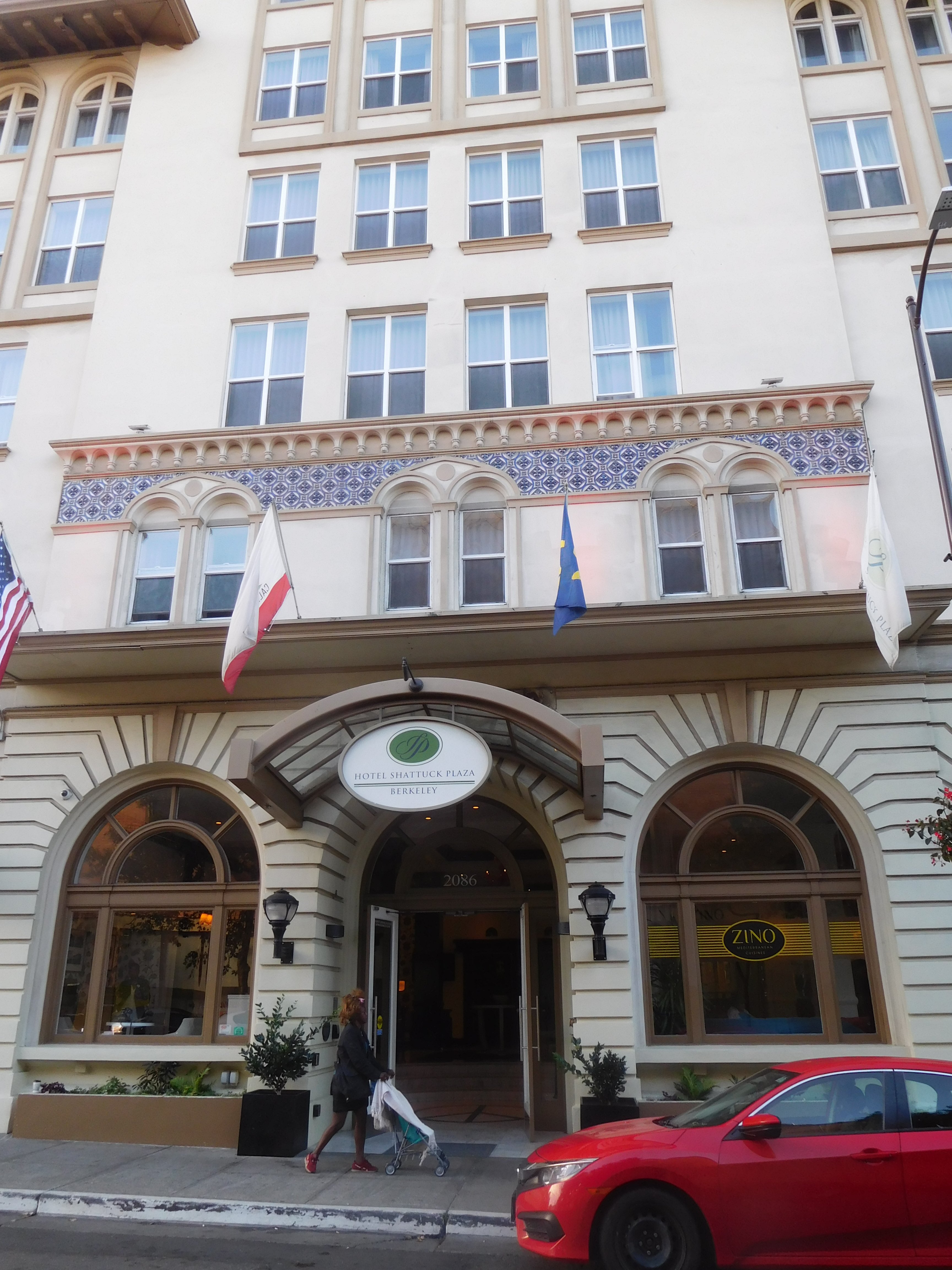 沙特克广场酒店-浴室