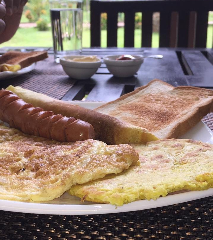 Coco Village Hotel主图