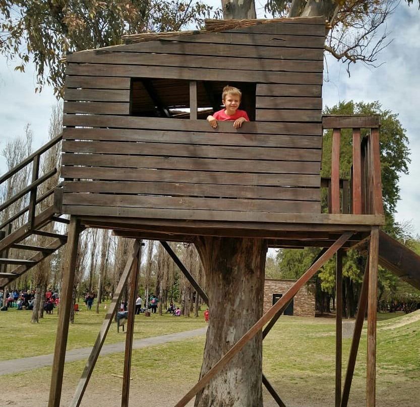 La Granja de la Infancia景点图片