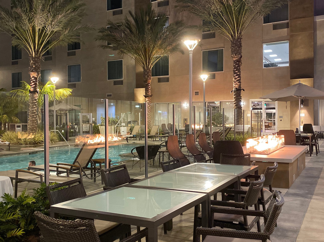 Courtyard by Marriott Los Angeles LAX/Hawthorne主图