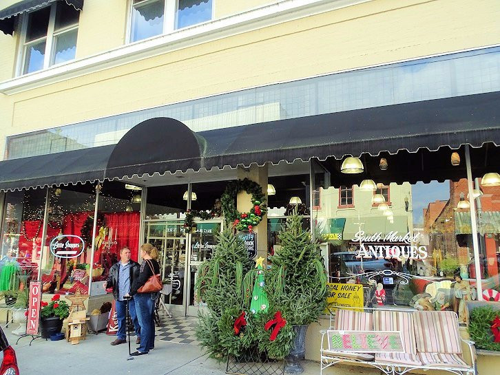 South Market Antiques景点图片