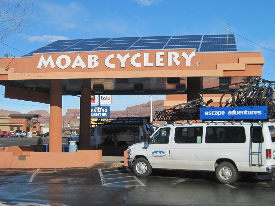 Moab Cyclery Day Tours景点图片