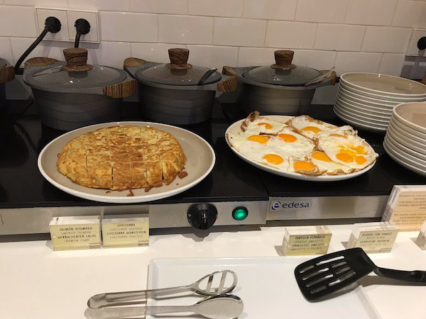 帕尔马中心怡思得酒店主图