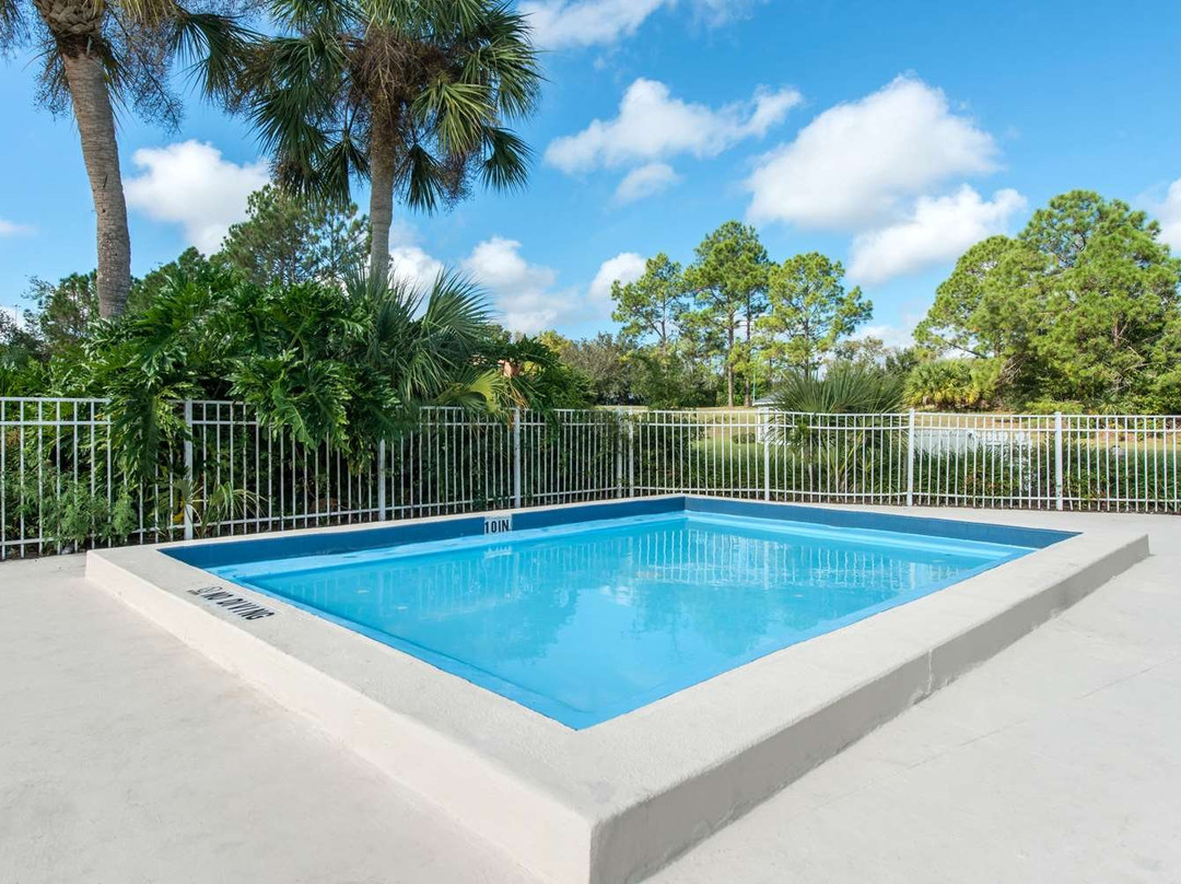 Quality Inn & Suites Brooksville I-75 / Dade City主图