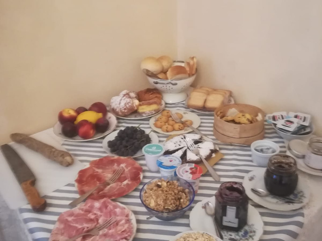 帕帕威里特拉校园酒店