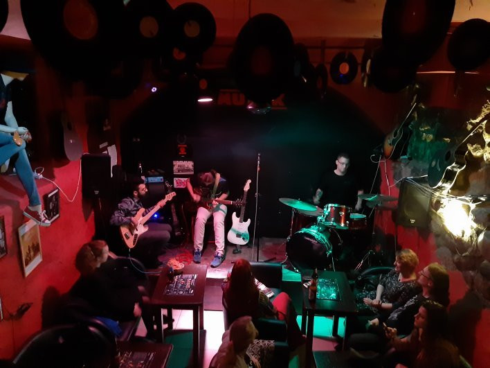 Muzyk Jam Session Club-托伦古镇必去景点