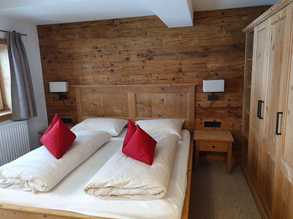 Rossmoos Gasthof-官方