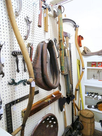 Treasures Antique Mall-库克维尔必去景点