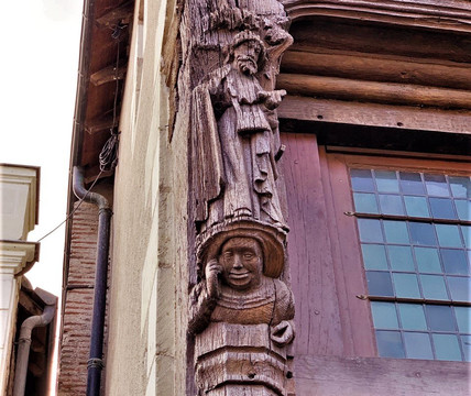 Les Halles de Luynes-Luynes必去景点