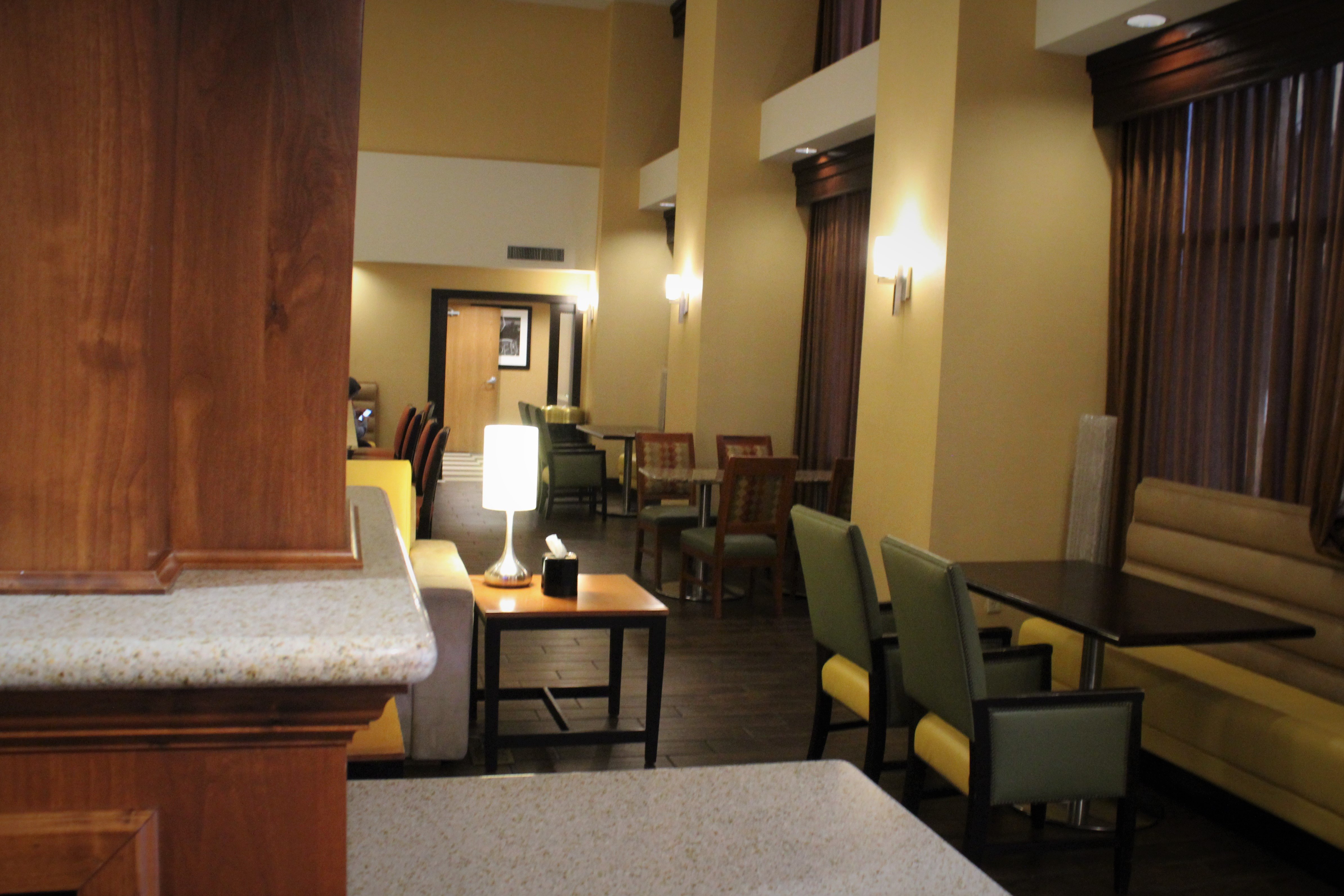 Hampton Inn & Suites Kingman-餐饮