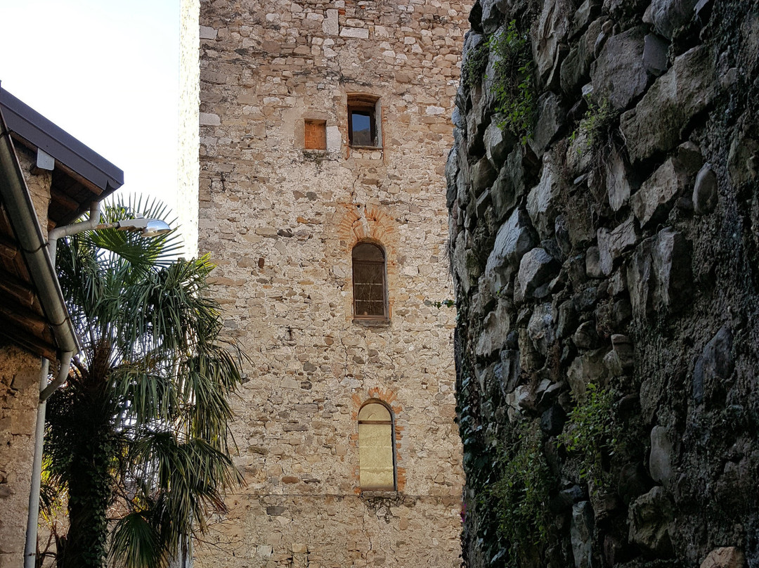Torre del Barbarossa景点图片