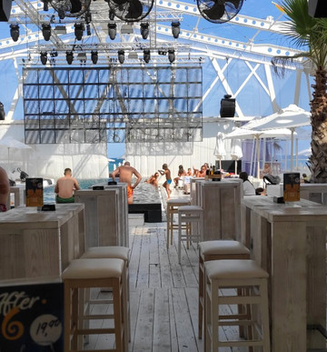 Bedroom Beach Club-晴滩必去景点