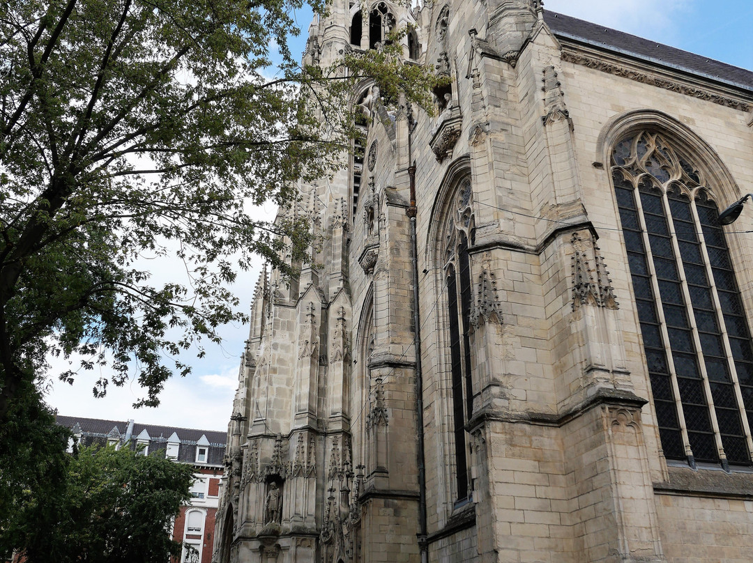 Eglise Saint Maurice-里尔必去景点