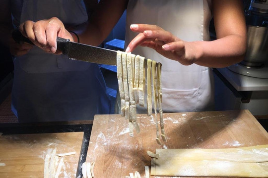 Food market tour & typical Italian lunch-威尼斯必去景点