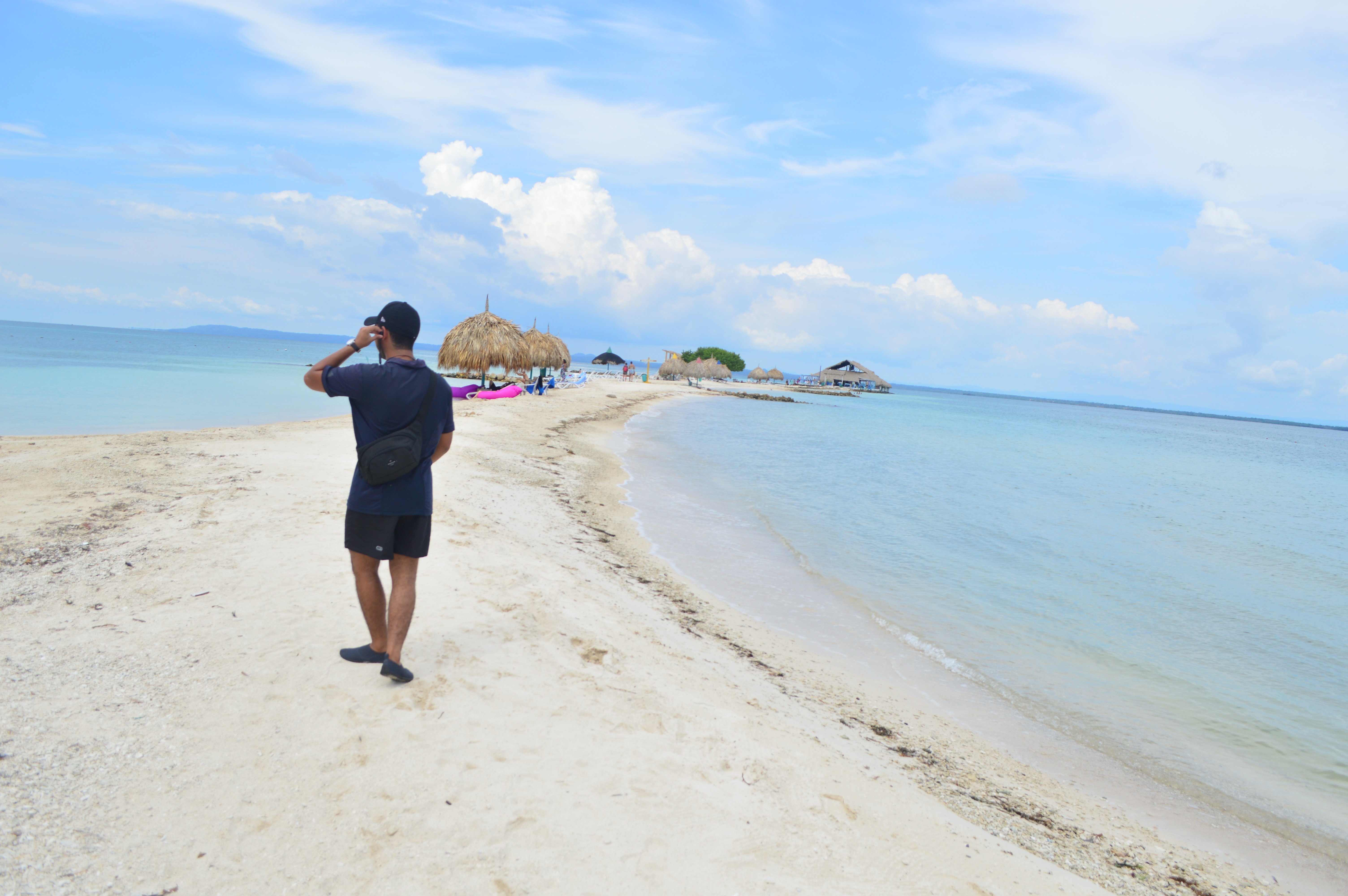 Hotel Isla Palma Reserva Natural-泳池