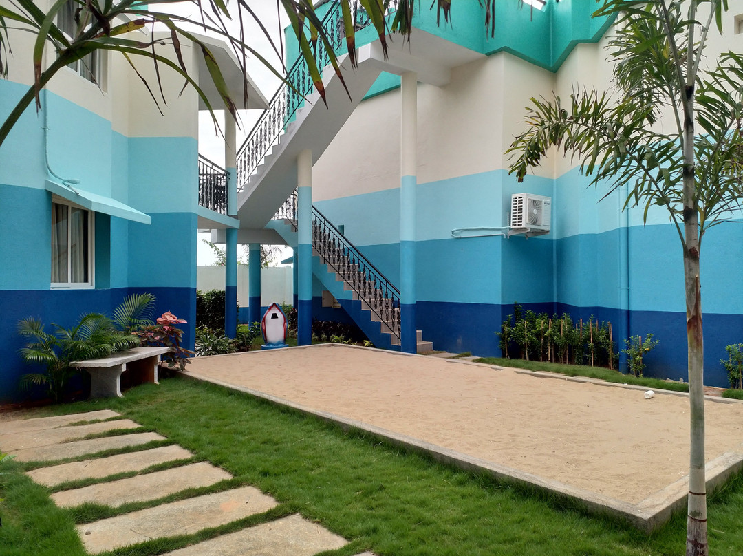 Lamel Cove Beach Resort主图