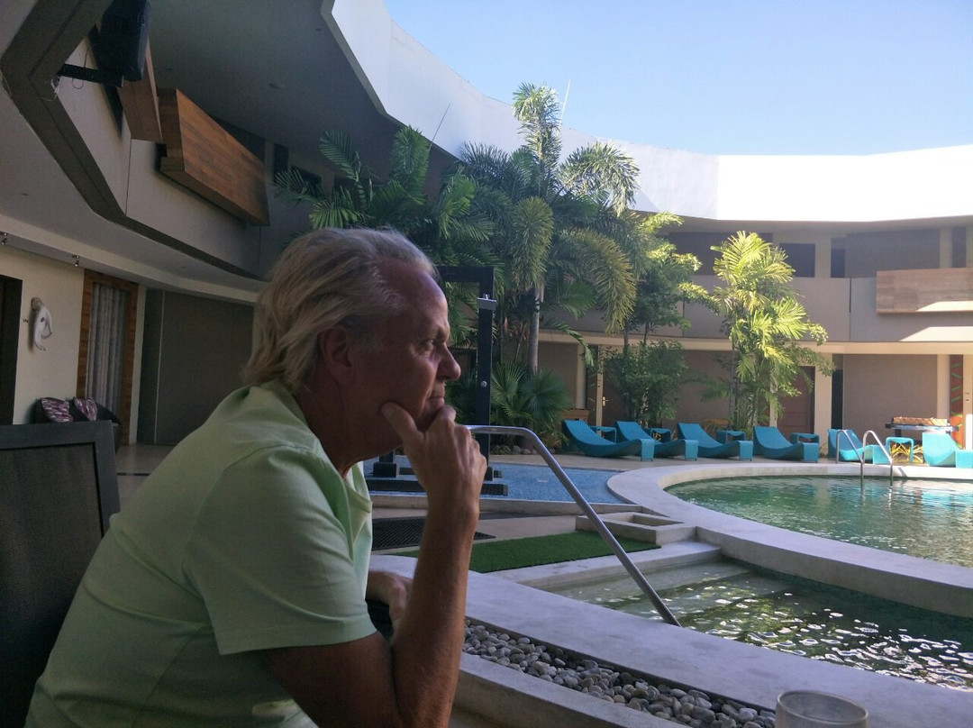 The Oriental Bataan主图