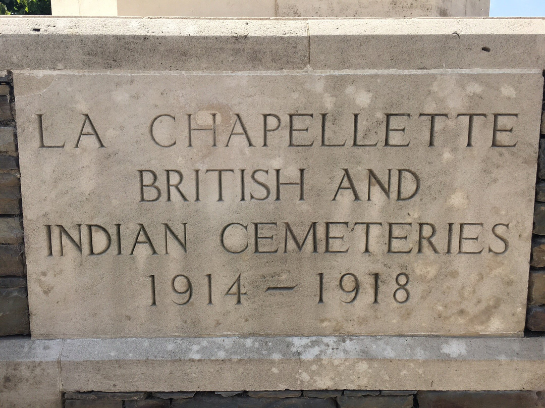 La Chapelette British and Indian Cemeteries景点图片