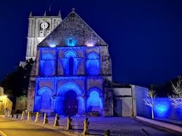 Eglise Saint Savinien-Saint Savinien sur Charente必去景点