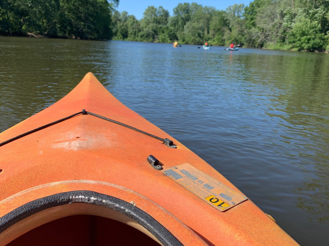 Running Rivers Paddle Board and Kayak Rentals-Day Rentals景点图片