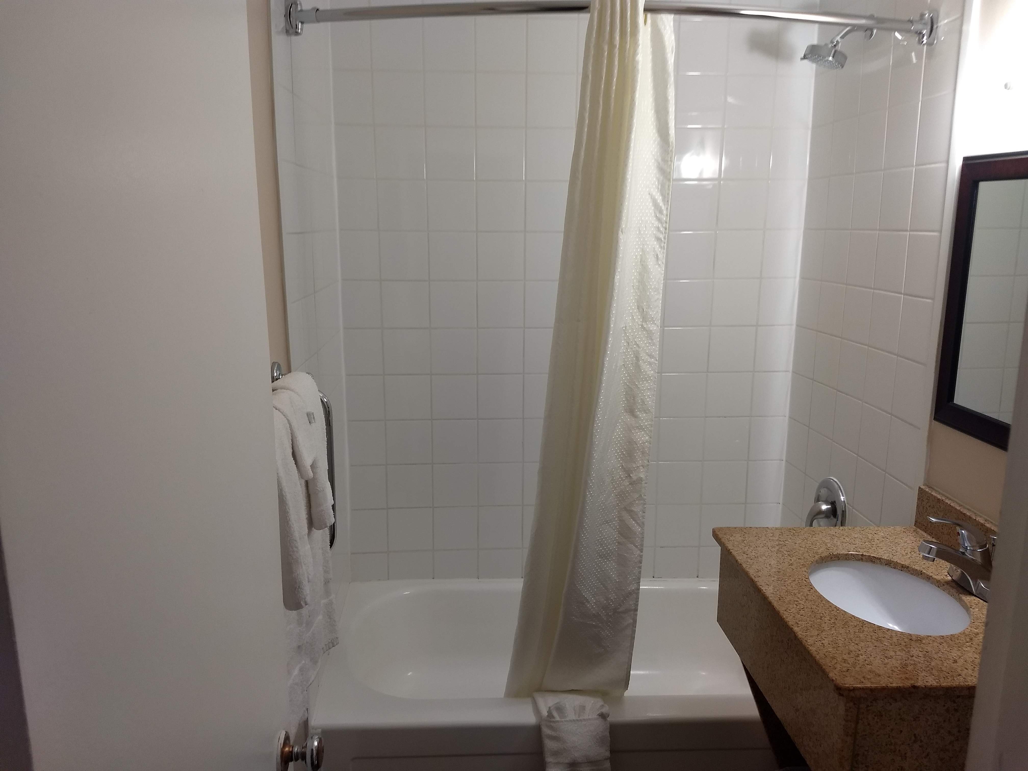 Knights Inn Arnprior-浴室