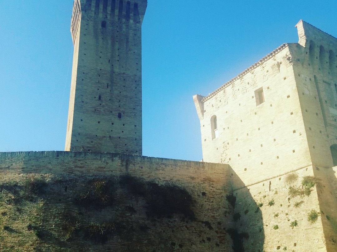Castello di Montefiore-Recanati必去景点