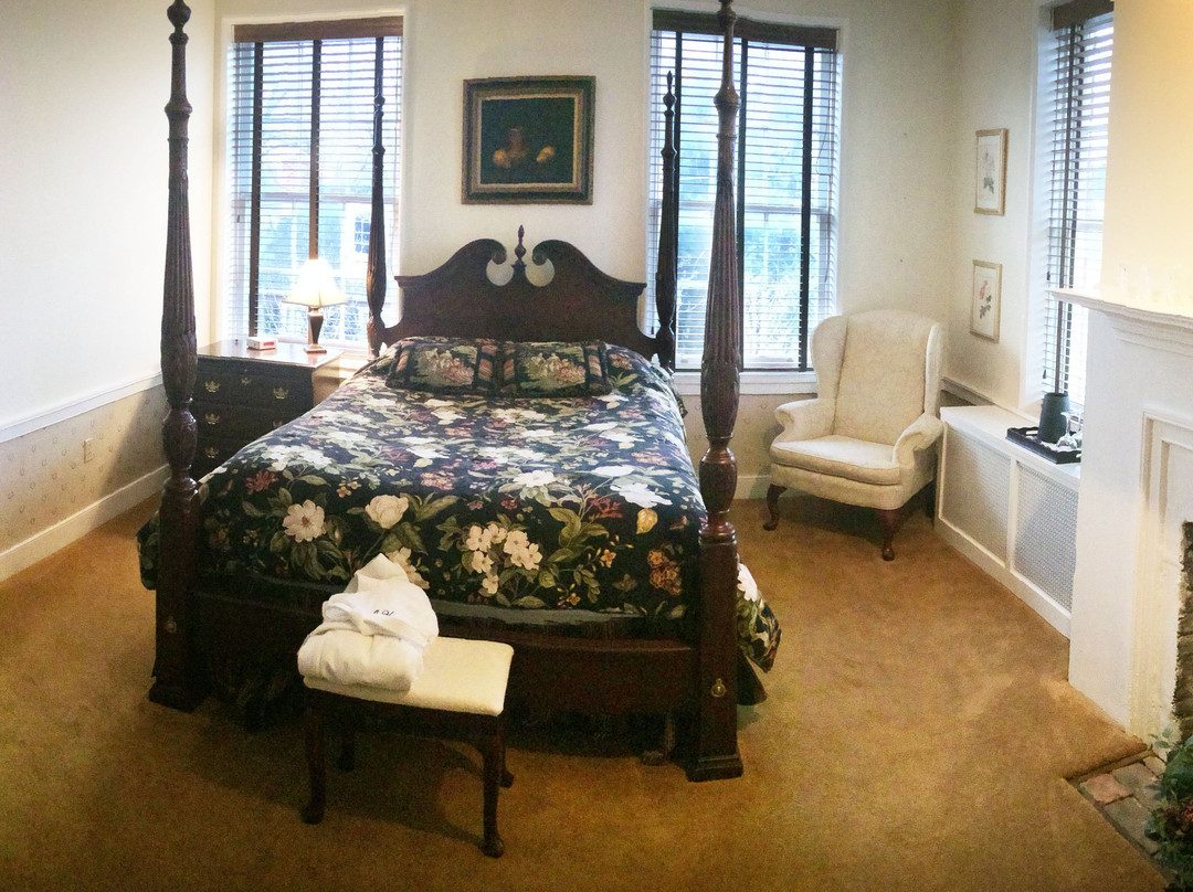Ascot House Bed and Breakfast主图