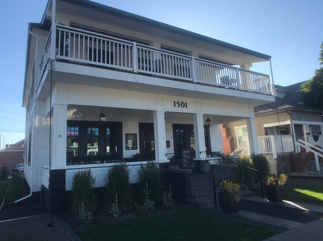 The Landing Hotel主图