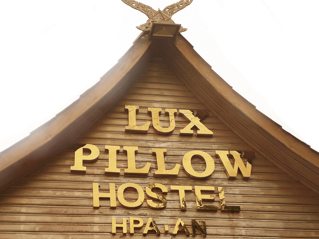 Lux Pillow Hostel ( Hpa-An )