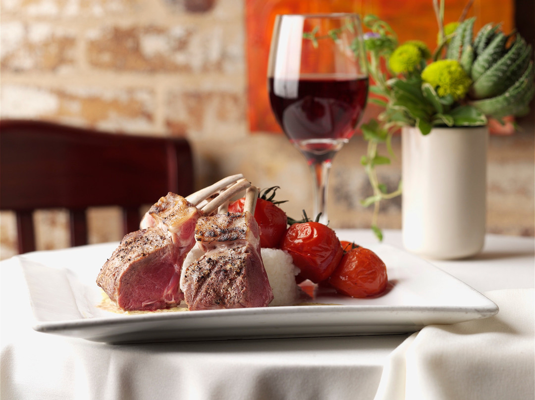 登顿餐馆和美食-Hannah's Off The Square