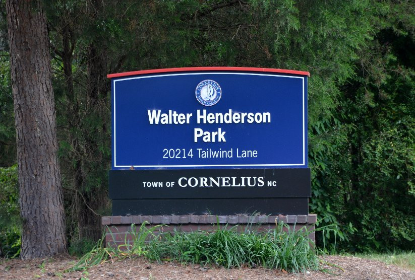 Walter Henderson Park景点图片