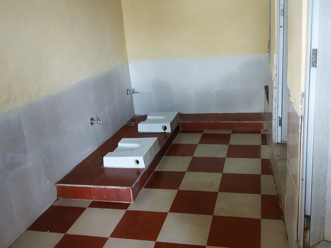 Hotel Fun N Food主图