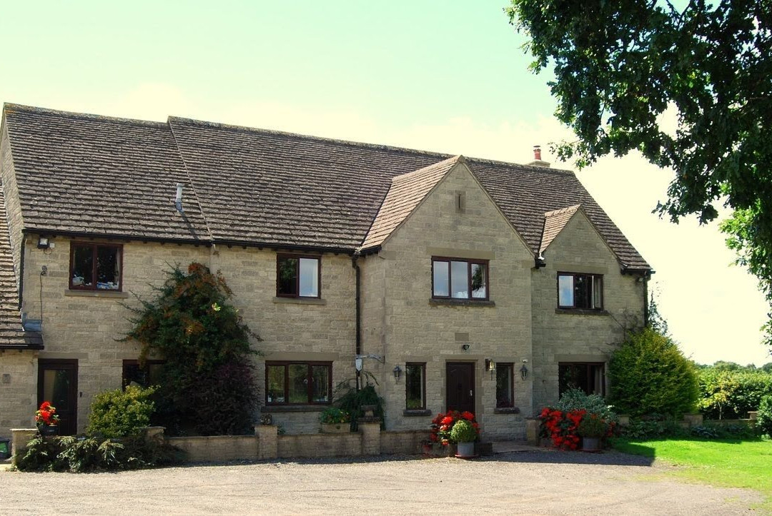 Ducklington Farm Bed & Breakfast