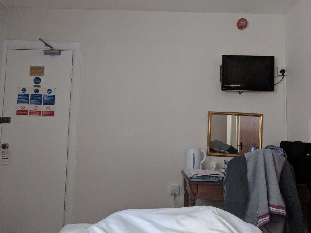 Wimblehurst Hotel-官方