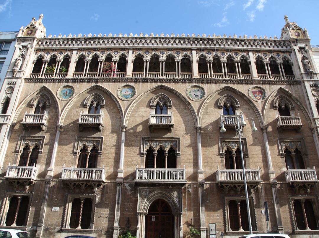 Palazzo Fizzarotti景点图片