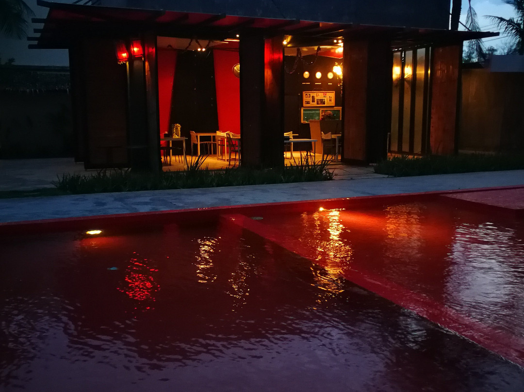 Red Z The Ocean主图