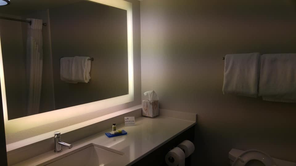 Holiday Inn Express Charleston Us Hwy 17 & I-526 By IHG主图