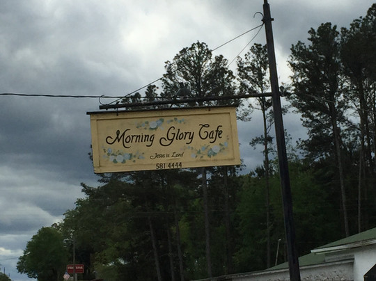 Robbins餐馆和美食-Morning Glory