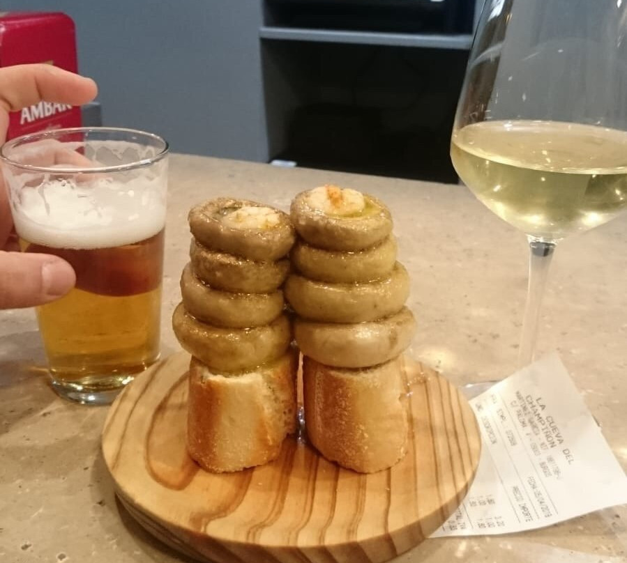 La Cueva Del Champiñón