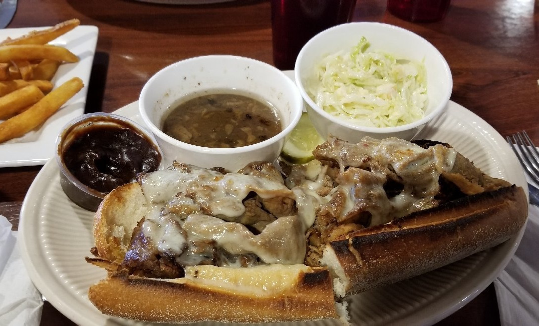 Creekside Sports Bar & Grille