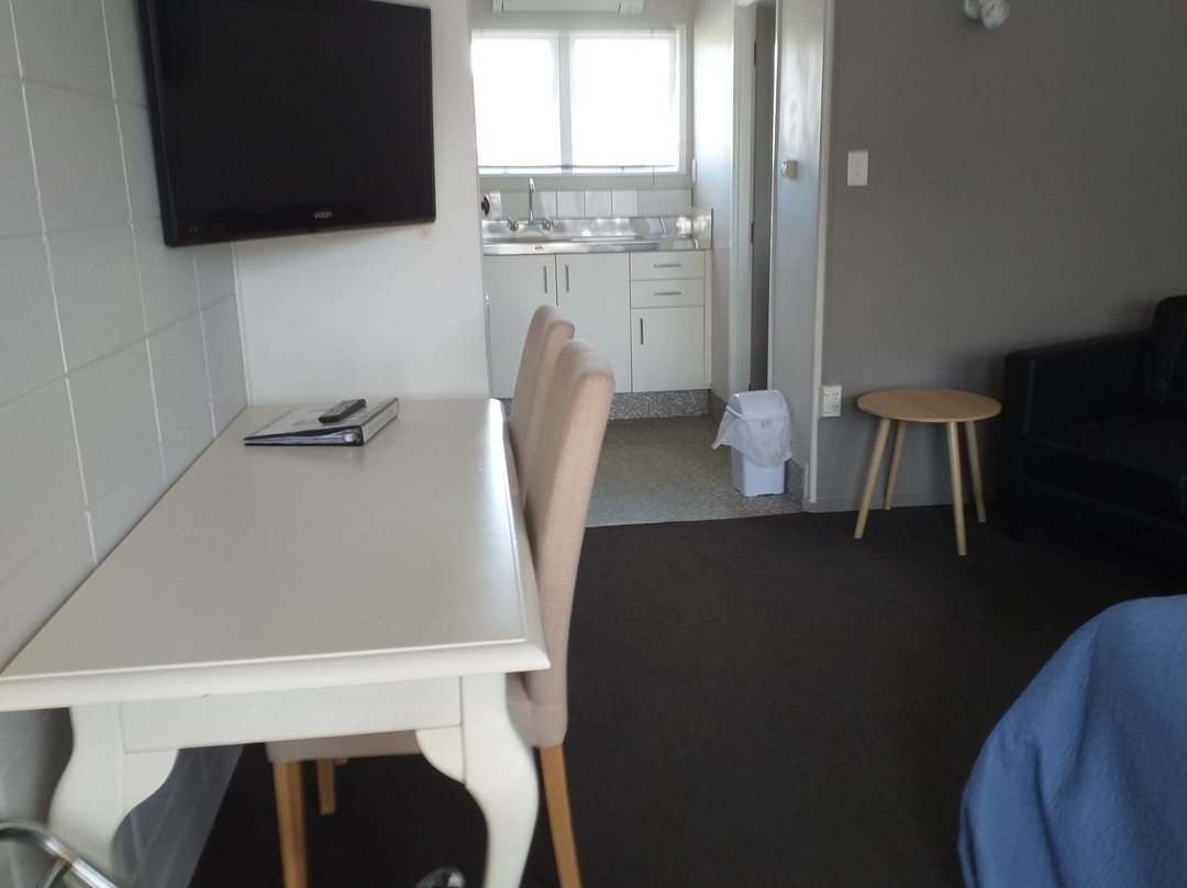 Continental Motel主图