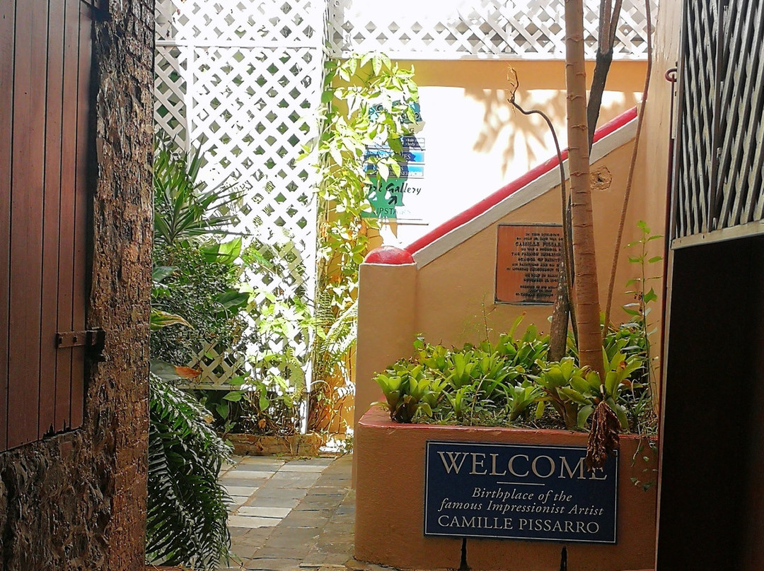 Camille Pissarro Fine Antiques & Print Gallery-圣 托马斯必去景点