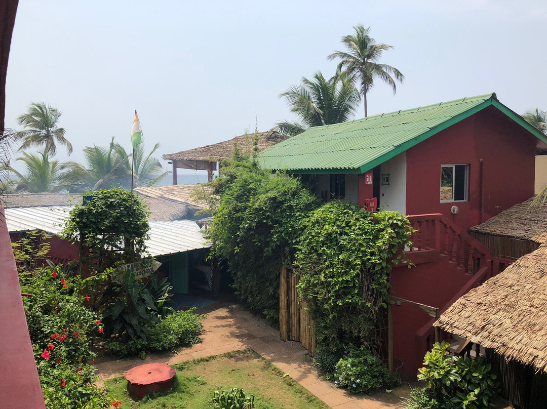 Kame Surf Camp主图