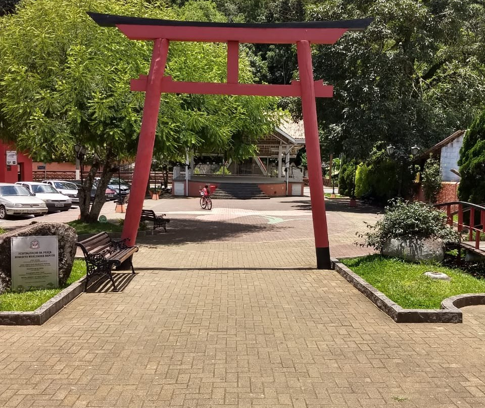 Praca do Artesao-圣安东尼奥杜皮尼亚尔必去景点