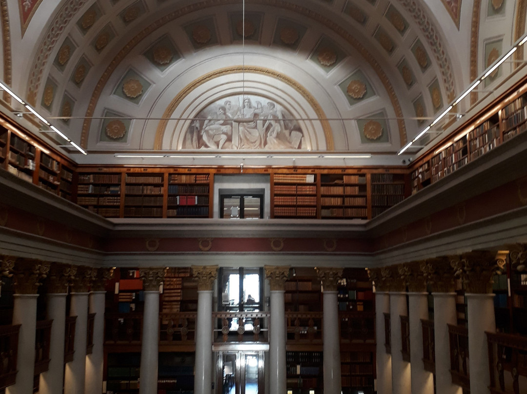 The National Library of Finland-赫尔辛基必去景点