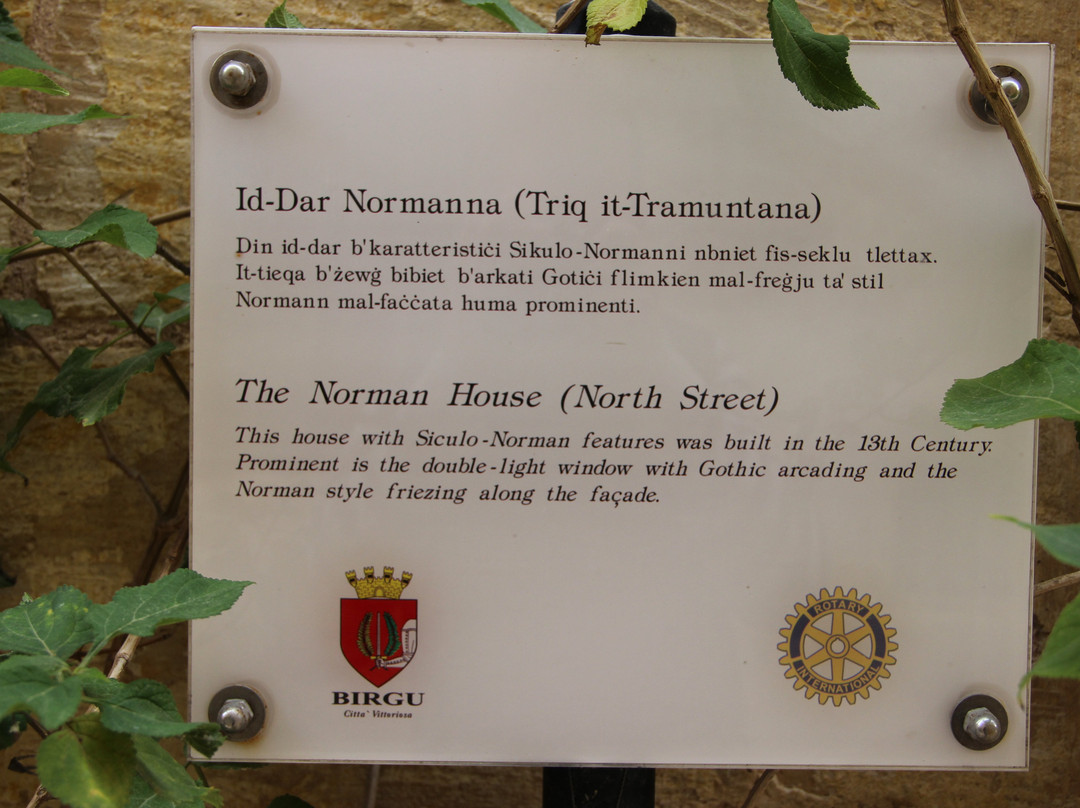 Sicolo Norman House景点图片