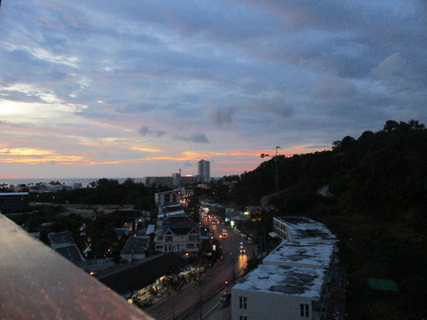 普吉岛艾康酒店主图