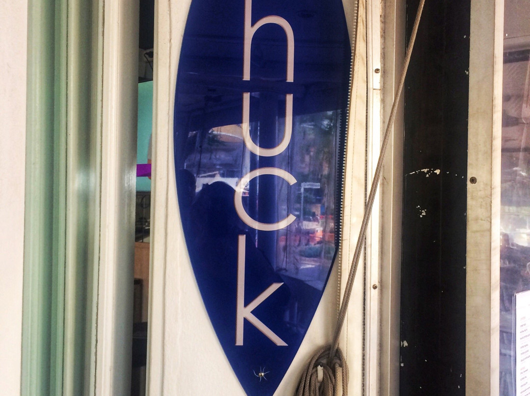 Shuck on Tedder-冲浪者天堂必去景点