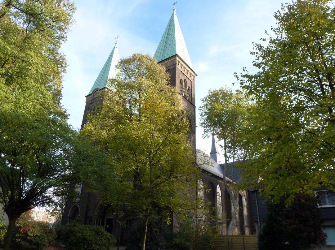 Herz Jesu Kirche-杜伊斯堡必去景点